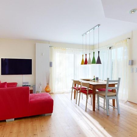 Strandnahe Fewo Mit 2 Schlafzimmern Und Terrasse, Villa Am Kurpark, Binz Exterior photo